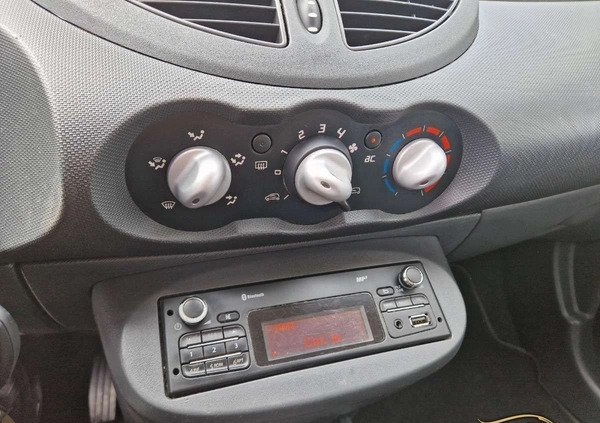 Renault Twingo cena 14900 przebieg: 194694, rok produkcji 2014 z Odolanów małe 301